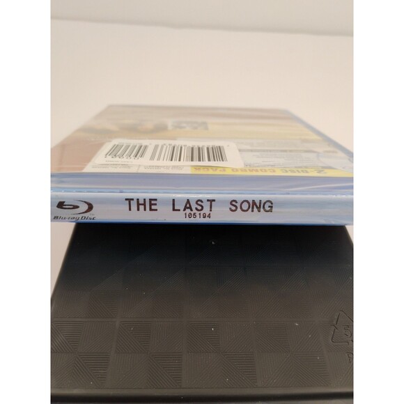The Last Song (2010) - Blu-ray + DVD [Sealed] - Picture 3 of 14